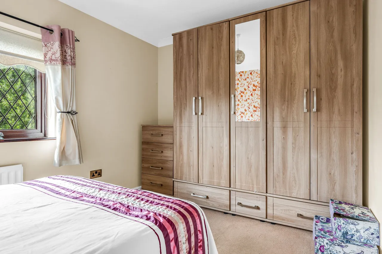 Black Swan Court, Priory Street, Ware, SG12 0HY, photo 11