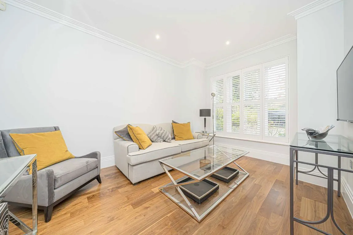 Old Avenue, Weybridge, KT13, photo 5
