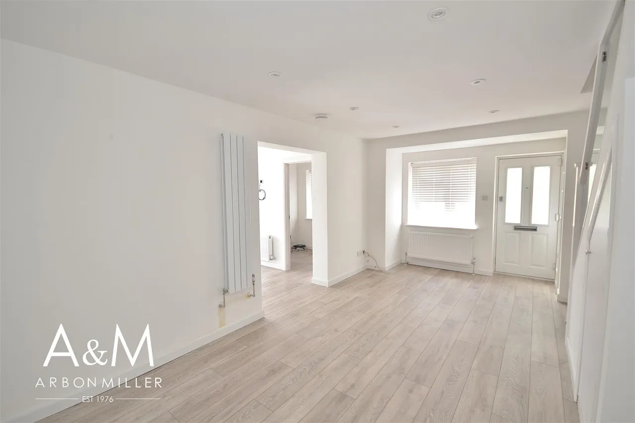 Bernards Close, Hainault, IG6, photo 7