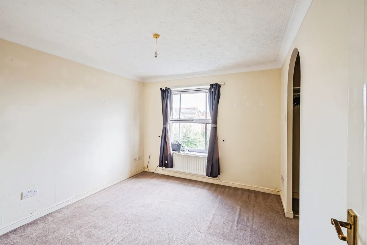 Beechfield Close, Stone Cross, BN24, photo 7