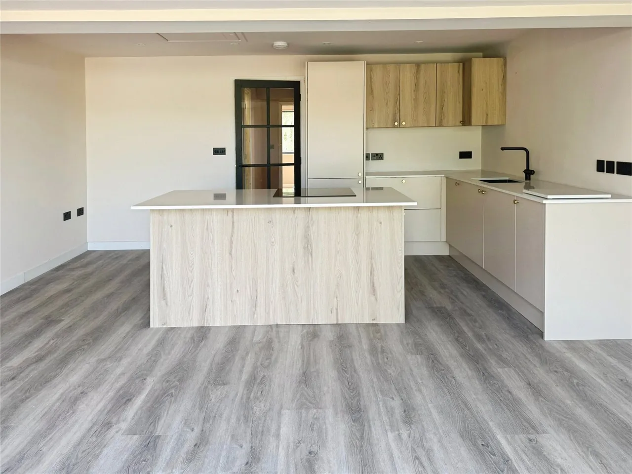 Ellen Close, Mount Hawke, TR4, photo 5