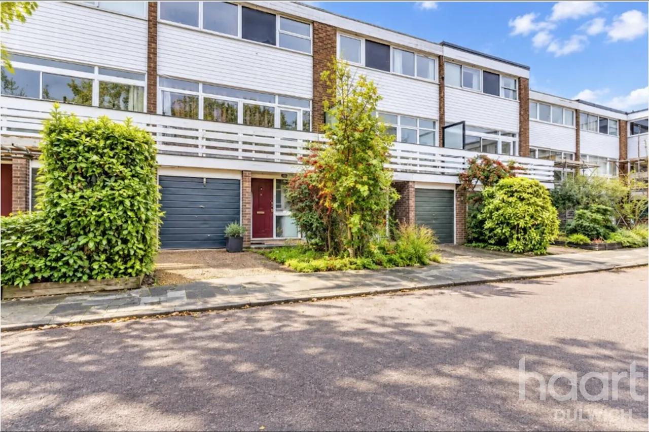 Champion Hill, SE5, photo 2