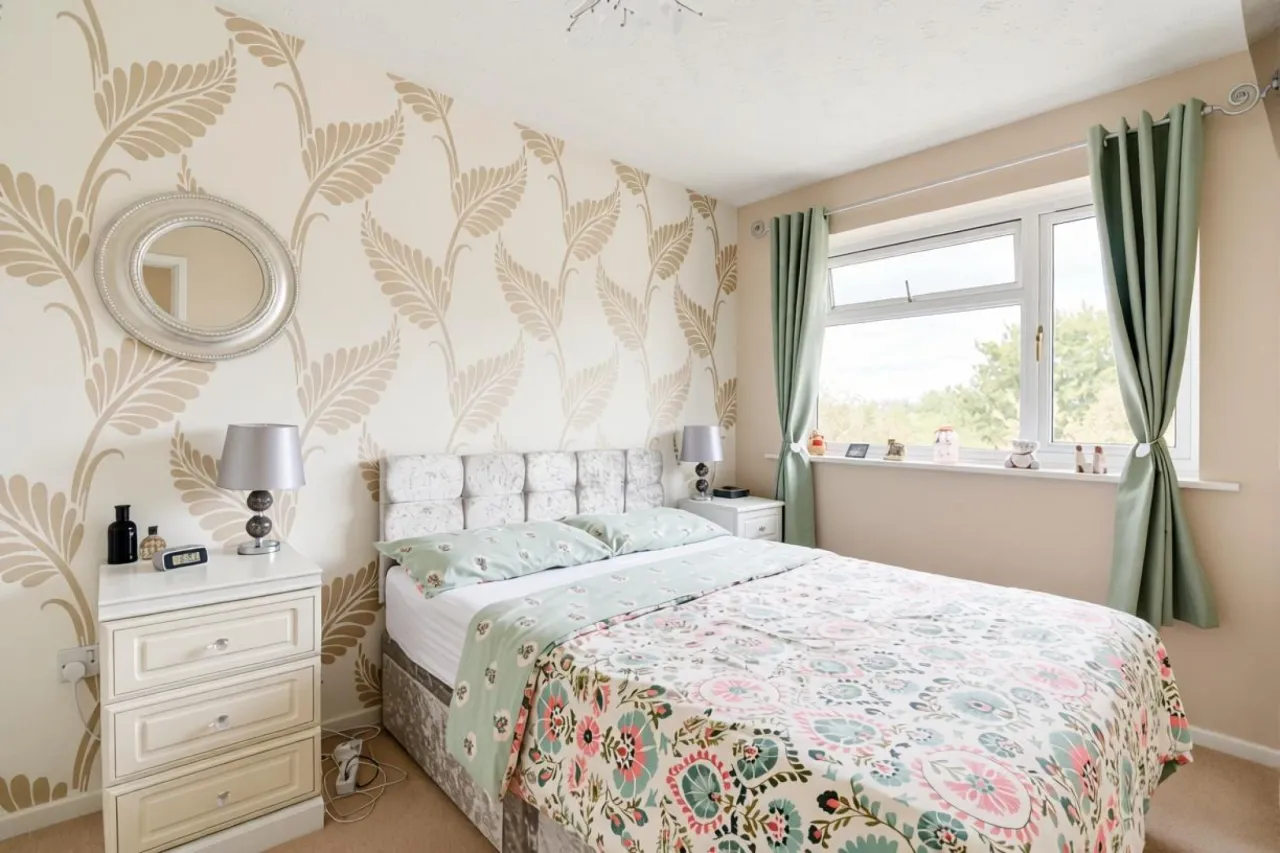 The Crescent, Stafford, photo 11
