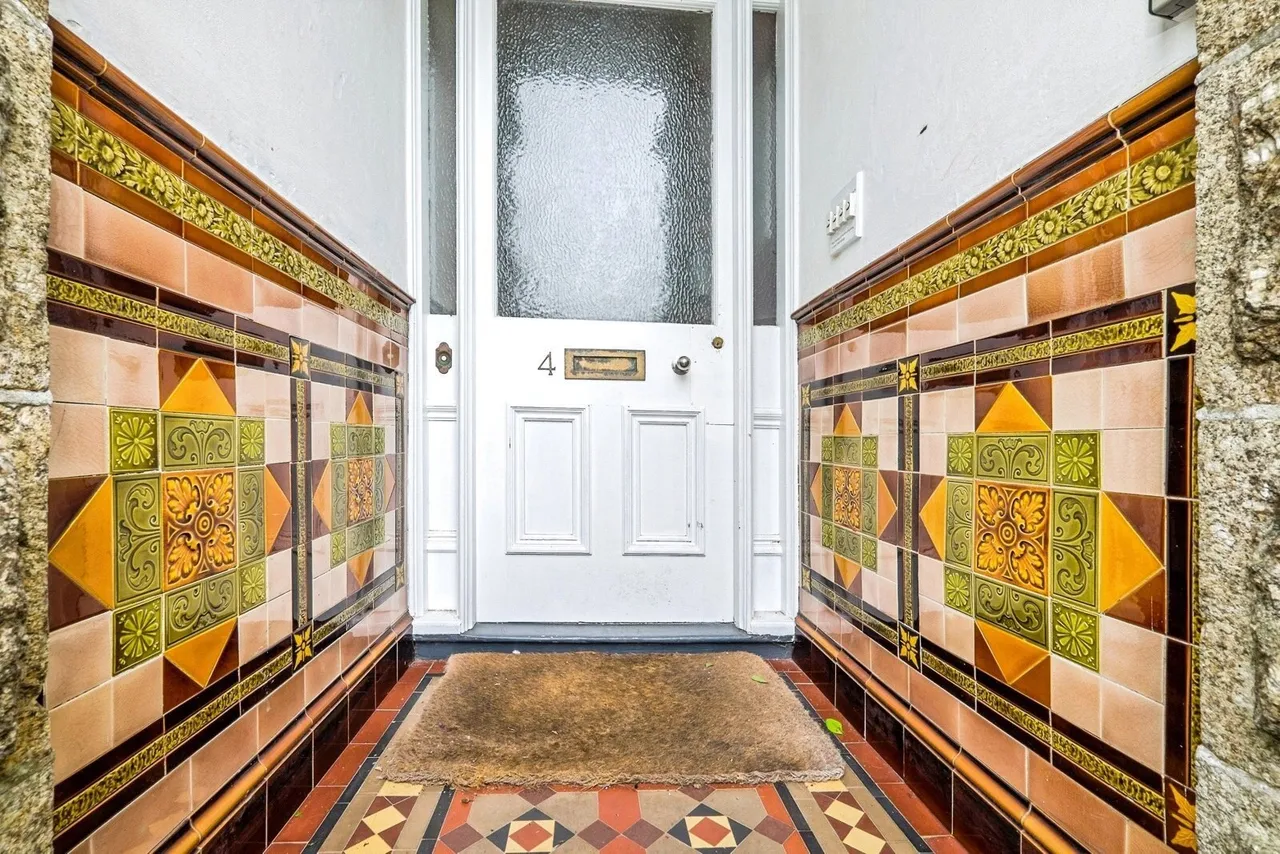 Pendarves Road, Penzance, TR18, photo 9