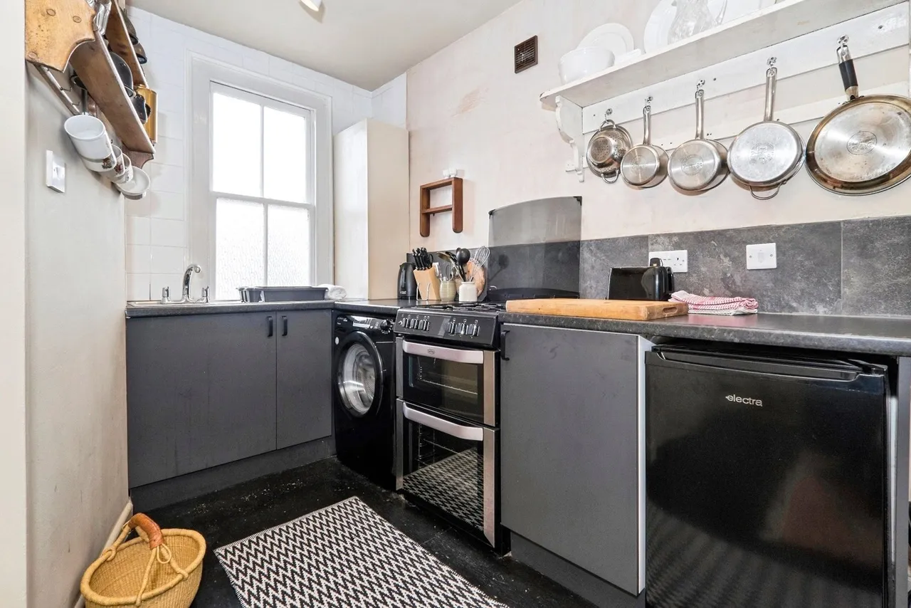 Pendarves Road, Penzance, TR18, photo 5