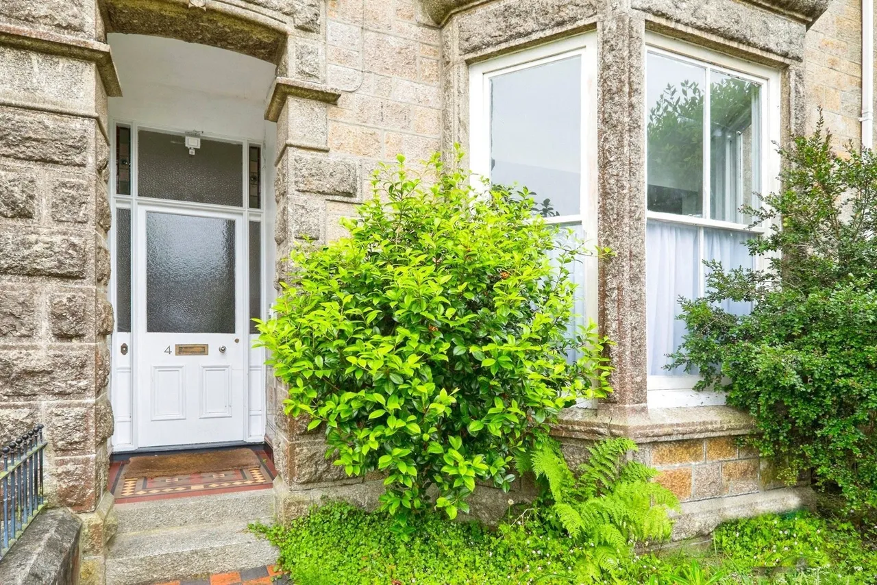 Pendarves Road, Penzance, TR18, photo 10