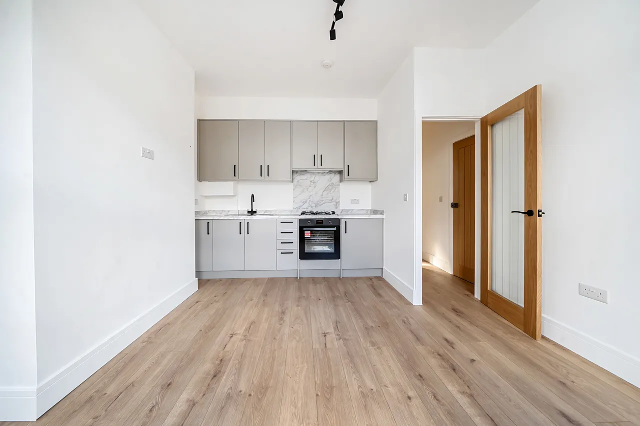 30A Regina Road, Southall, UB2 5PL, photo 3
