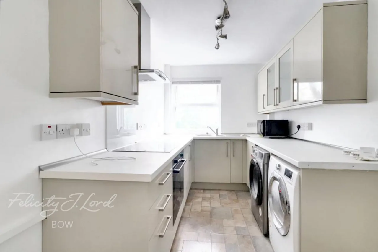 Morecambe Close, E1, photo 9