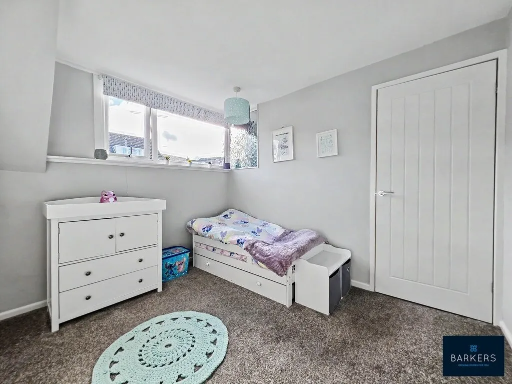 Lascelles Road, Heckmondwike, WF16, photo 12