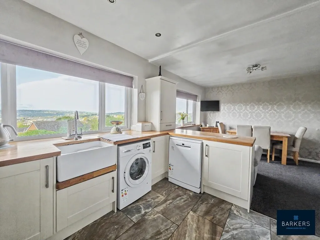 Lascelles Road, Heckmondwike, WF16, photo 4