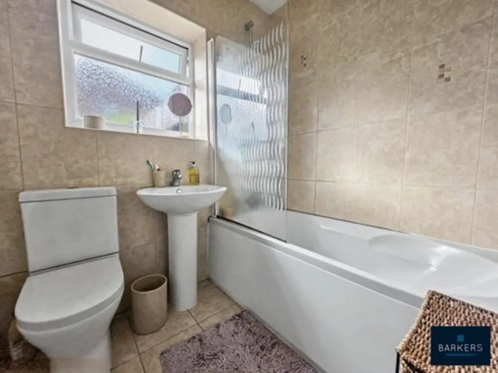 Lascelles Road, Heckmondwike, WF16, photo 9