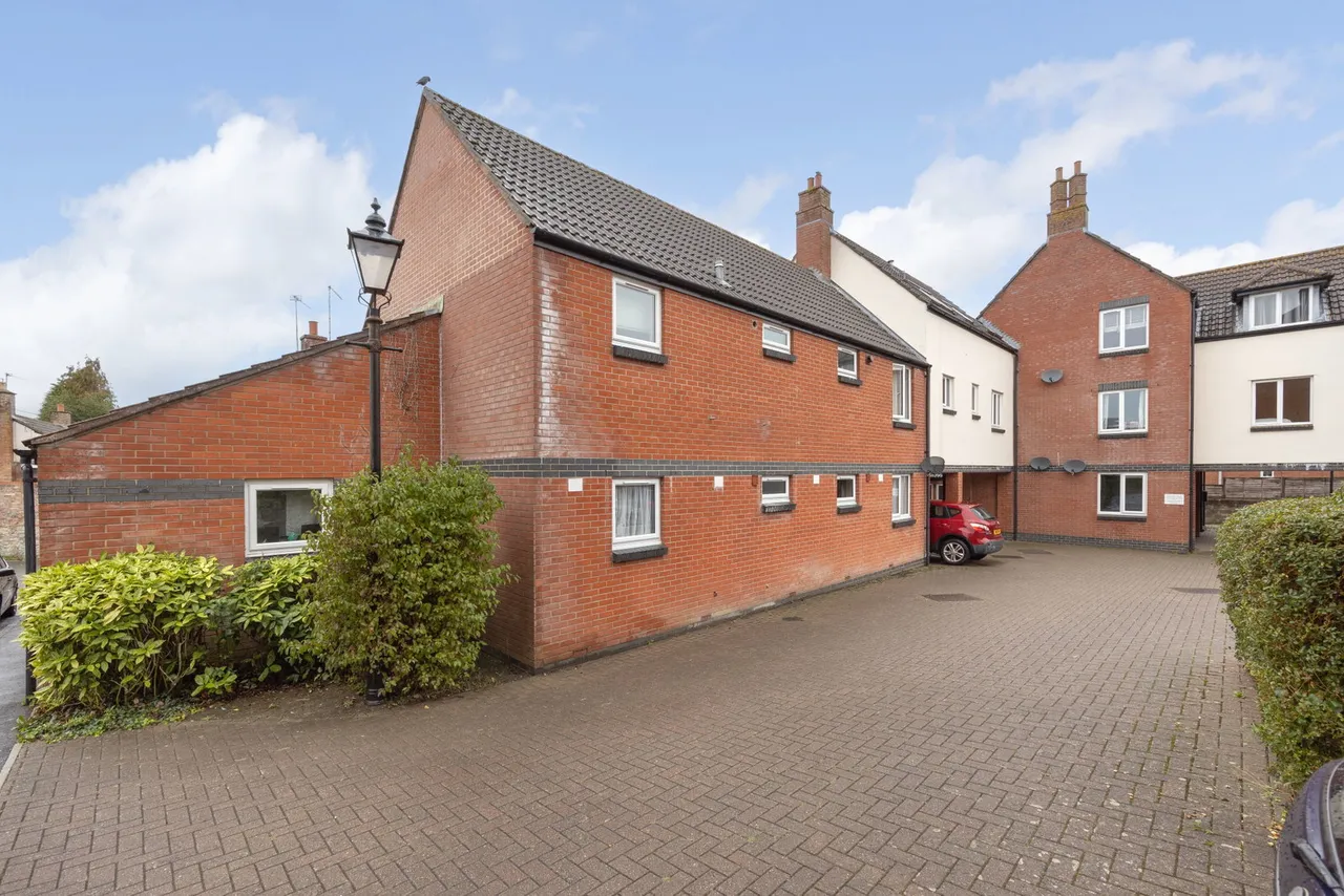 Market Lavington, Devizes, SN10, photo 11