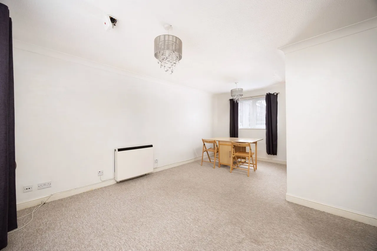 Market Lavington, Devizes, SN10, photo 13
