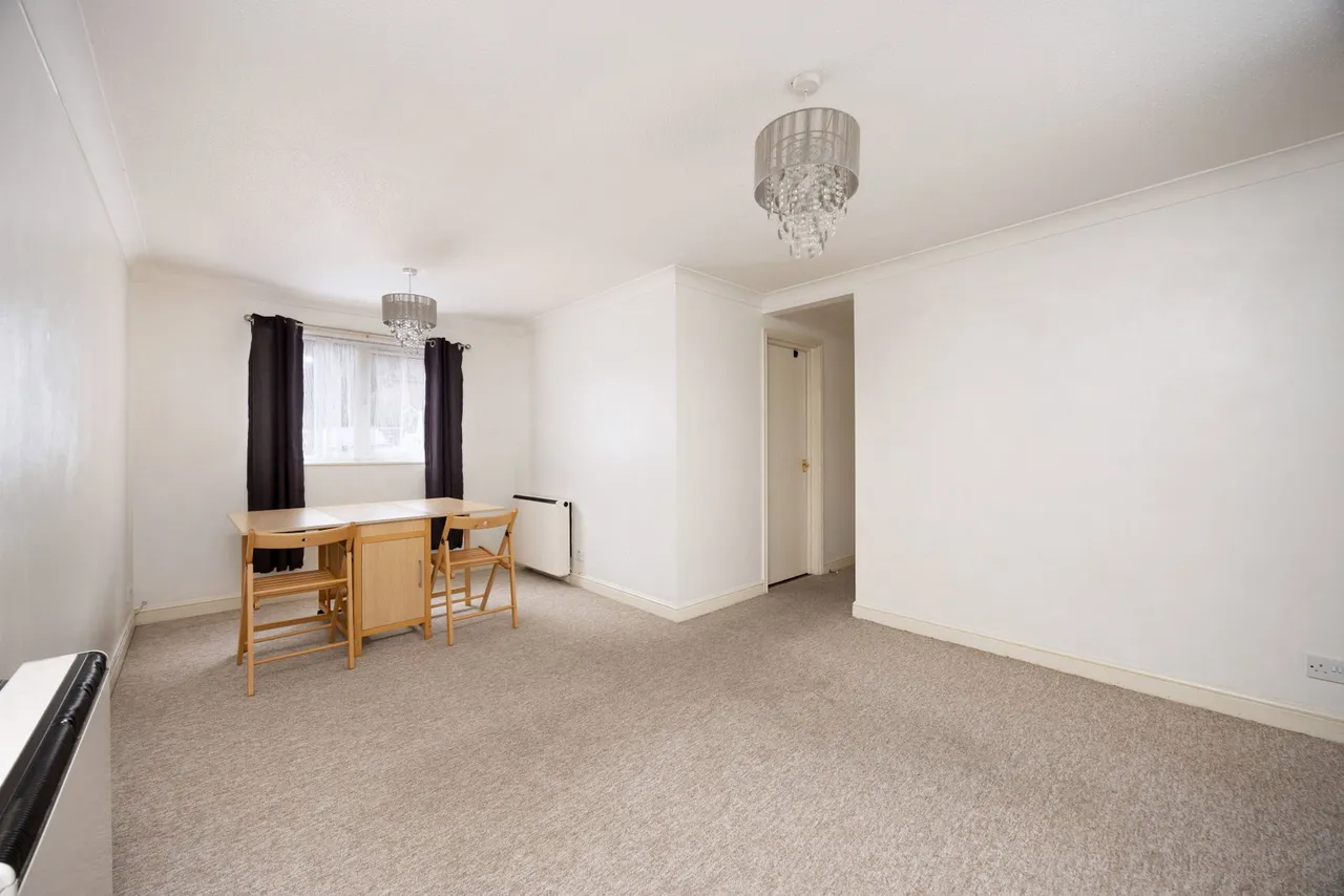 Market Lavington, Devizes, SN10, photo 12