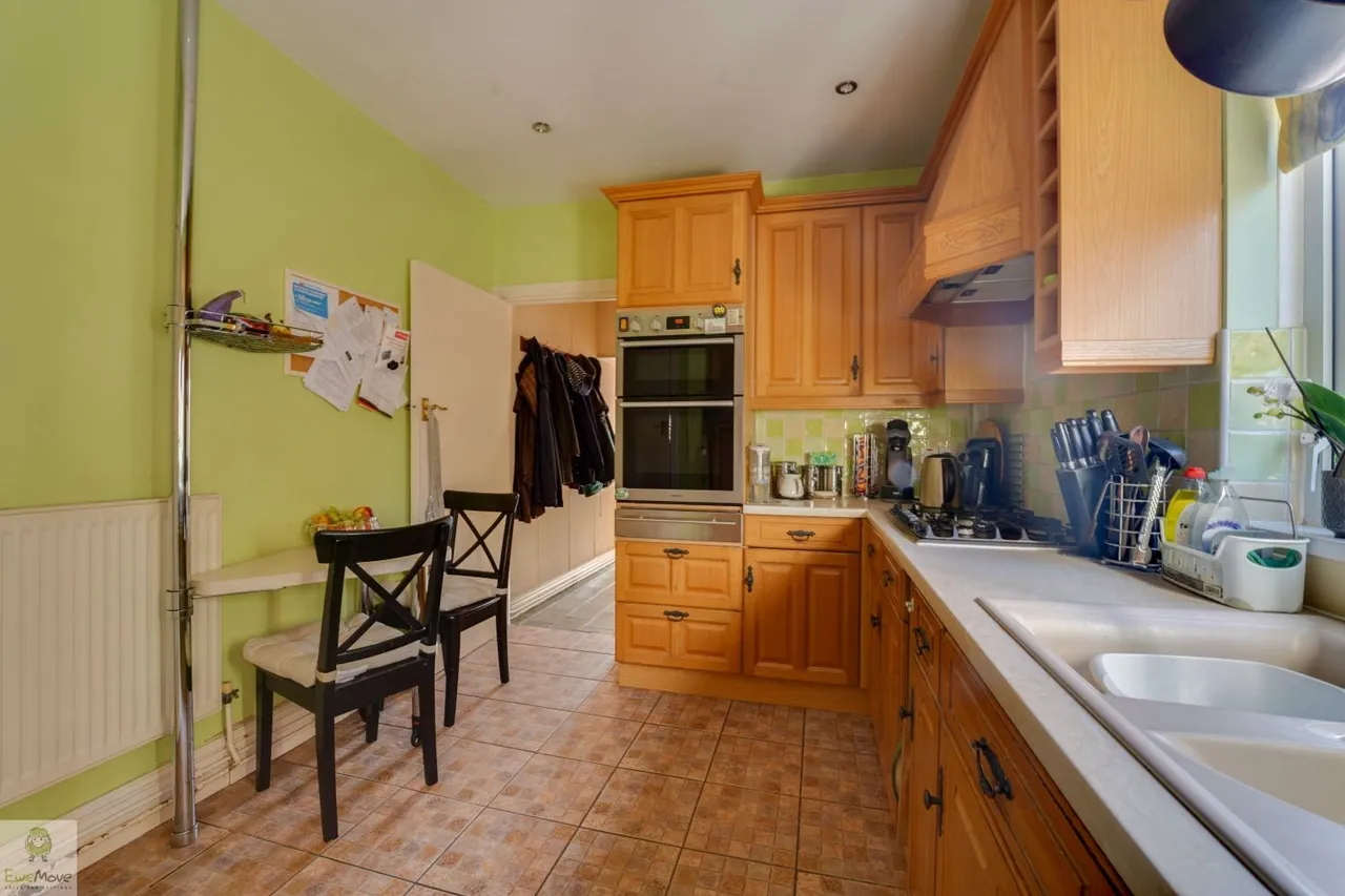 Silkmore Crescent, Stafford, ST17, photo 11