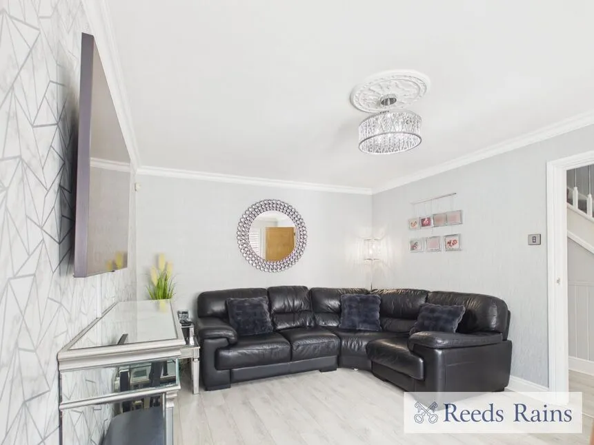 Leconfield Walk, Hornchurch, RM12, photo 7