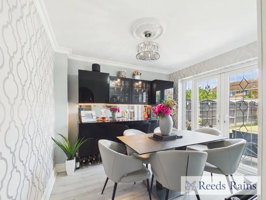 Leconfield Walk, Hornchurch, RM12, photo 10
