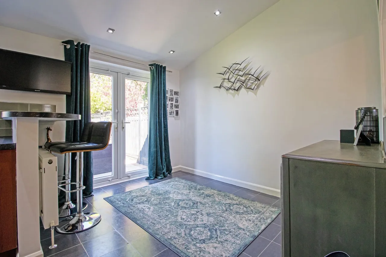 Morton Close, Morton, DN21, photo 5