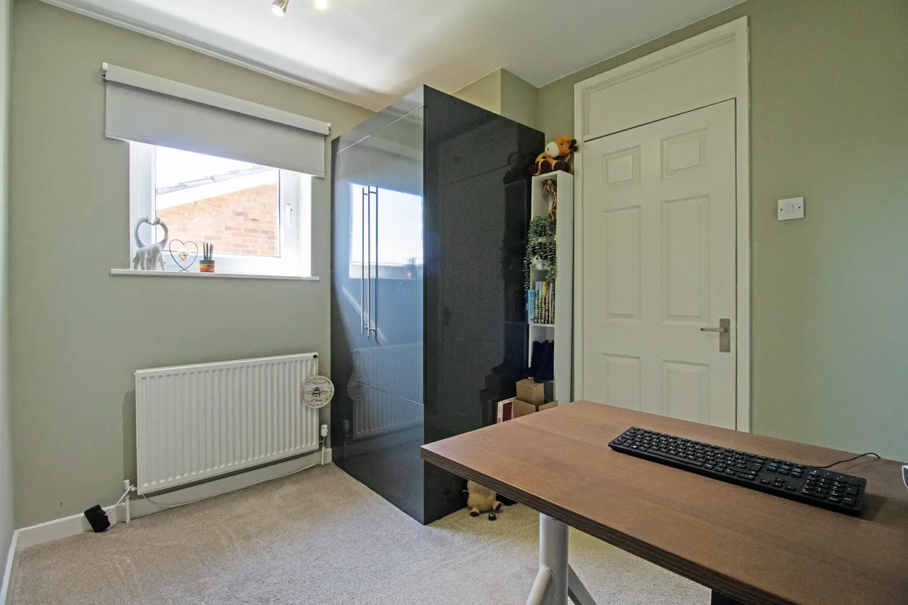 Morton Close, Morton, DN21, photo 21