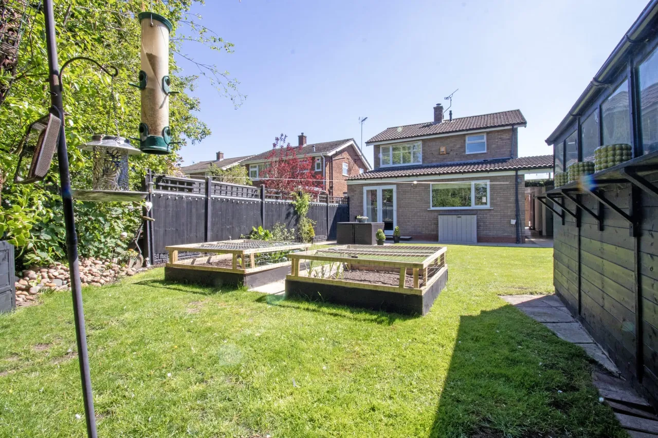 Morton Close, Morton, DN21, photo 26