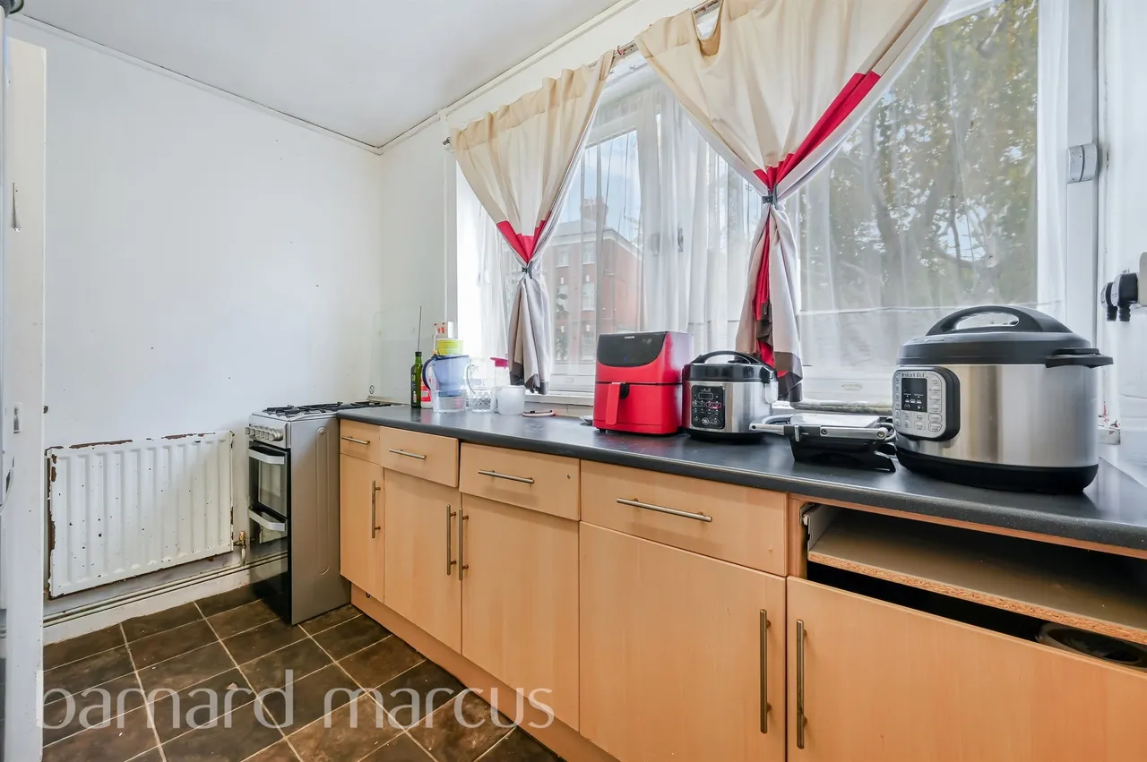 Clifton Road, London, SW19, photo 7