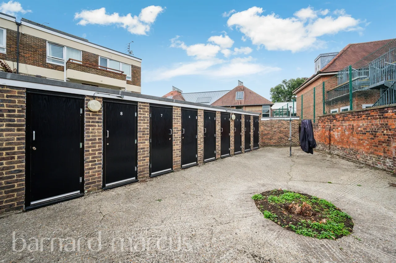 Clifton Road, London, SW19, photo 5