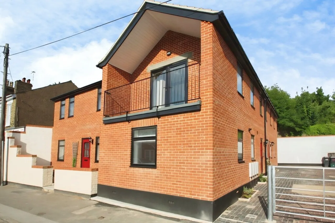 2 bed flat to rent, Sussex Road, South Croydon, CR2