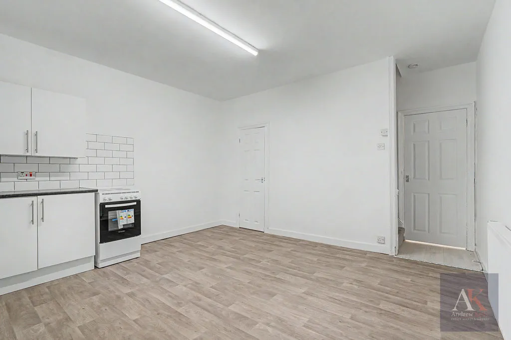 Coalshaw Green Road Chadderton, Oldham OL9 8JW, photo 8
