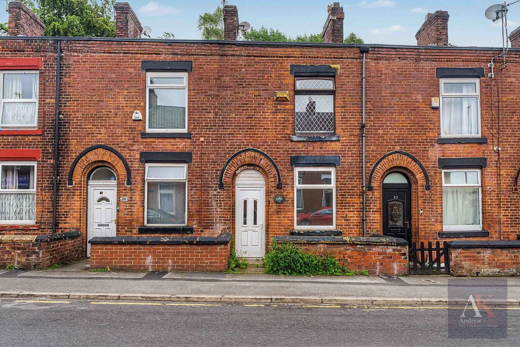 2 bed house for sale — Coalshaw Green Road Chadderton, Oldham OL9 8JW