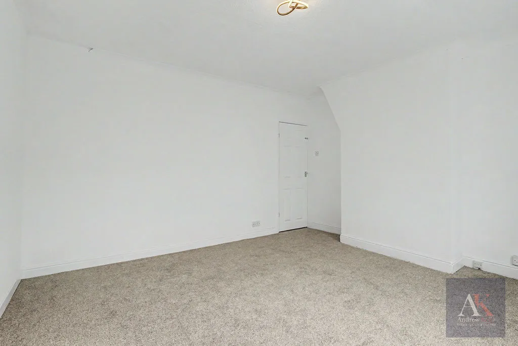 Coalshaw Green Road Chadderton, Oldham OL9 8JW, photo 12