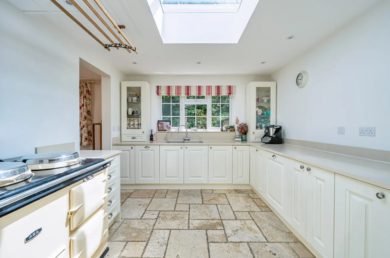 Clandon Drive, Boyatt Wood, SO50, photo 3