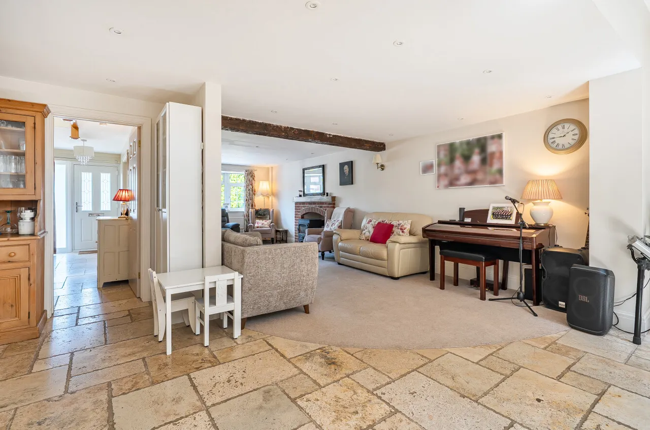 Clandon Drive, Boyatt Wood, SO50, photo 9