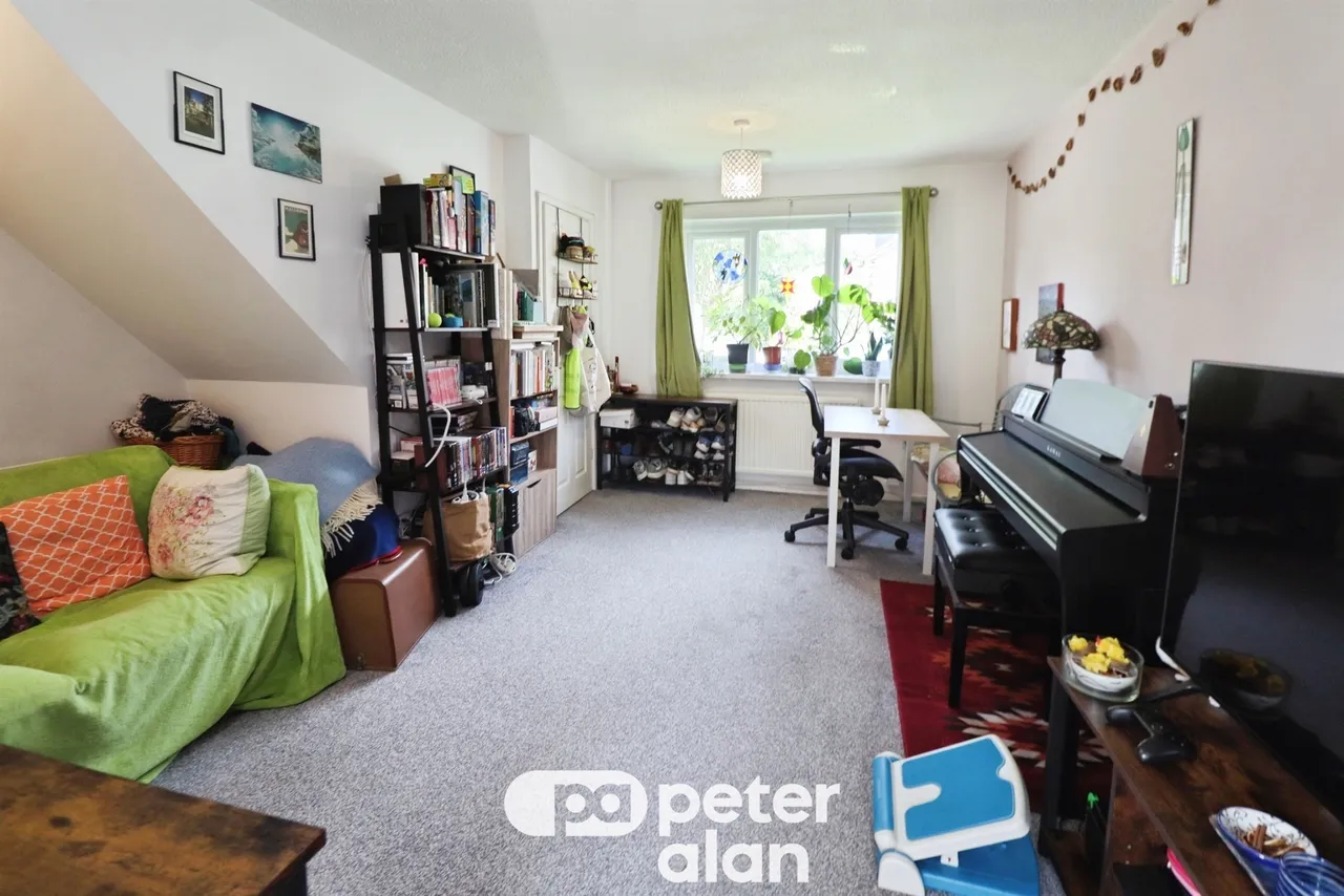Reigate Close, Cardiff, CF14, photo 4