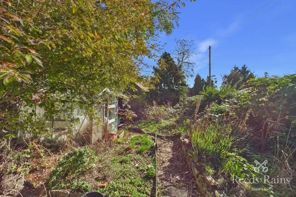 Stannard Well Lane, Horbury, WF4, photo 15