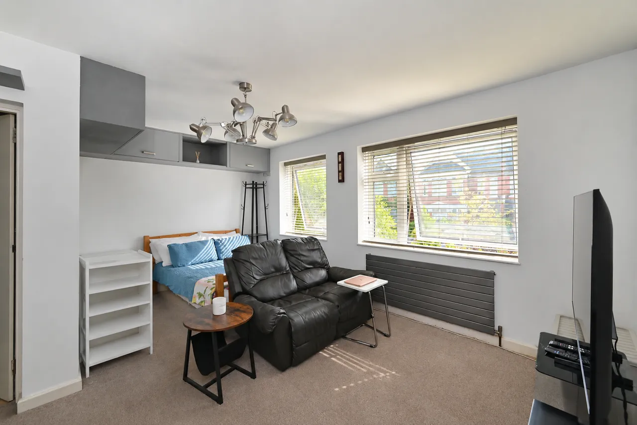 Rondu Road, London, NW2, photo 2