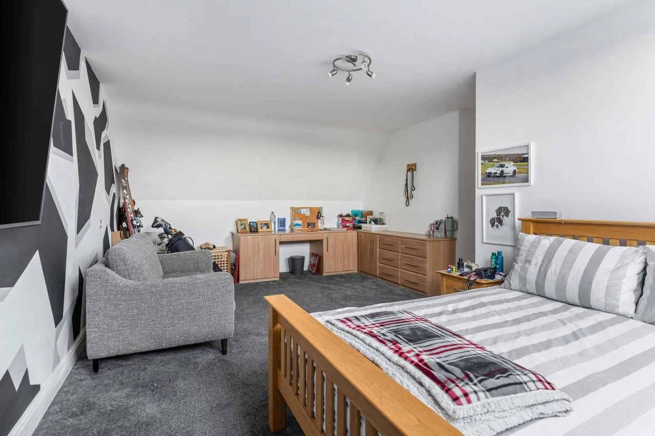Hare Street, Buntingford, SG9, photo 31