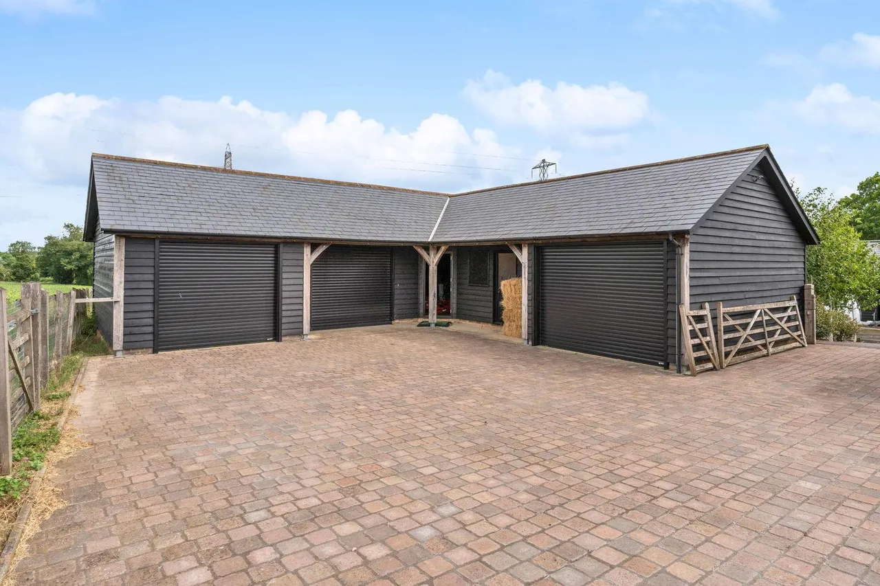 Hare Street, Buntingford, SG9, photo 40