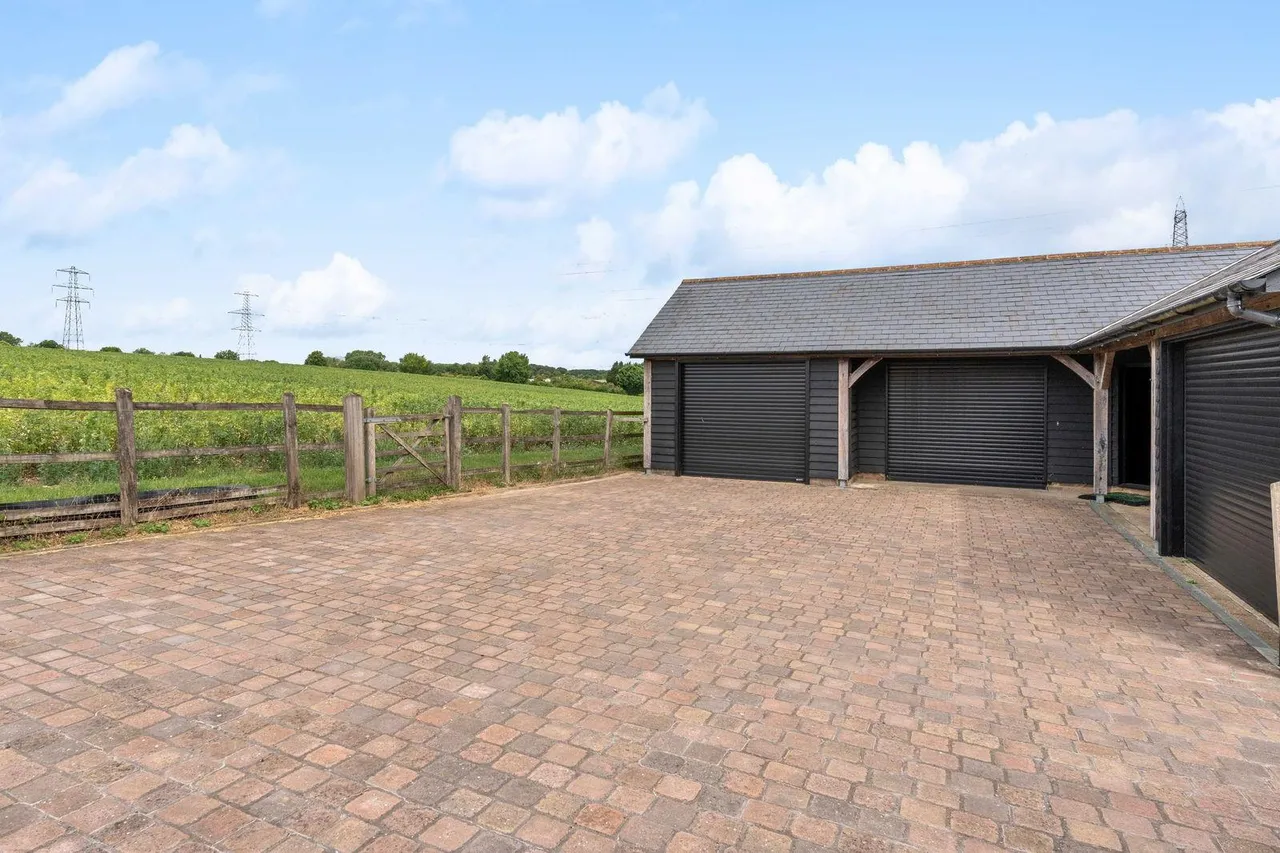 Hare Street, Buntingford, SG9, photo 57