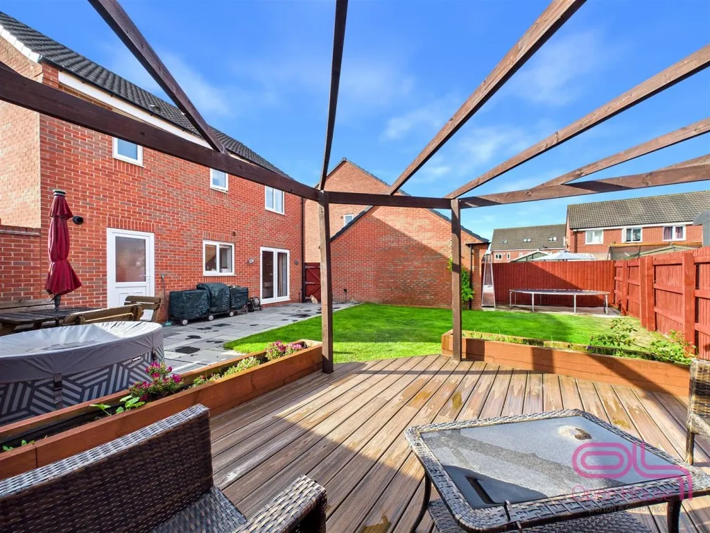 Upton Drive, Burton-On-Trent, DE14, photo 29
