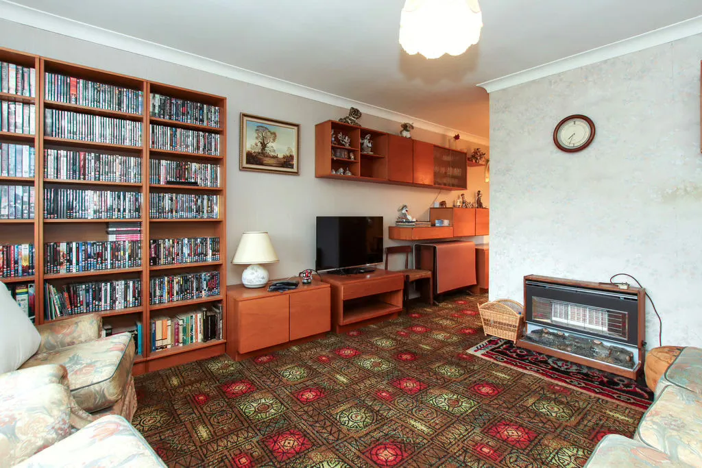 Tile Kiln Lane, Hemel Hempstead, Hertfordshire, HP3 8NH, photo 13