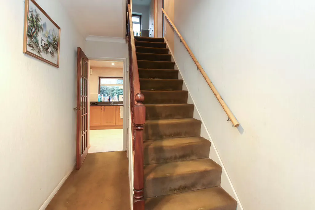 Tile Kiln Lane, Hemel Hempstead, Hertfordshire, HP3 8NH, photo 17
