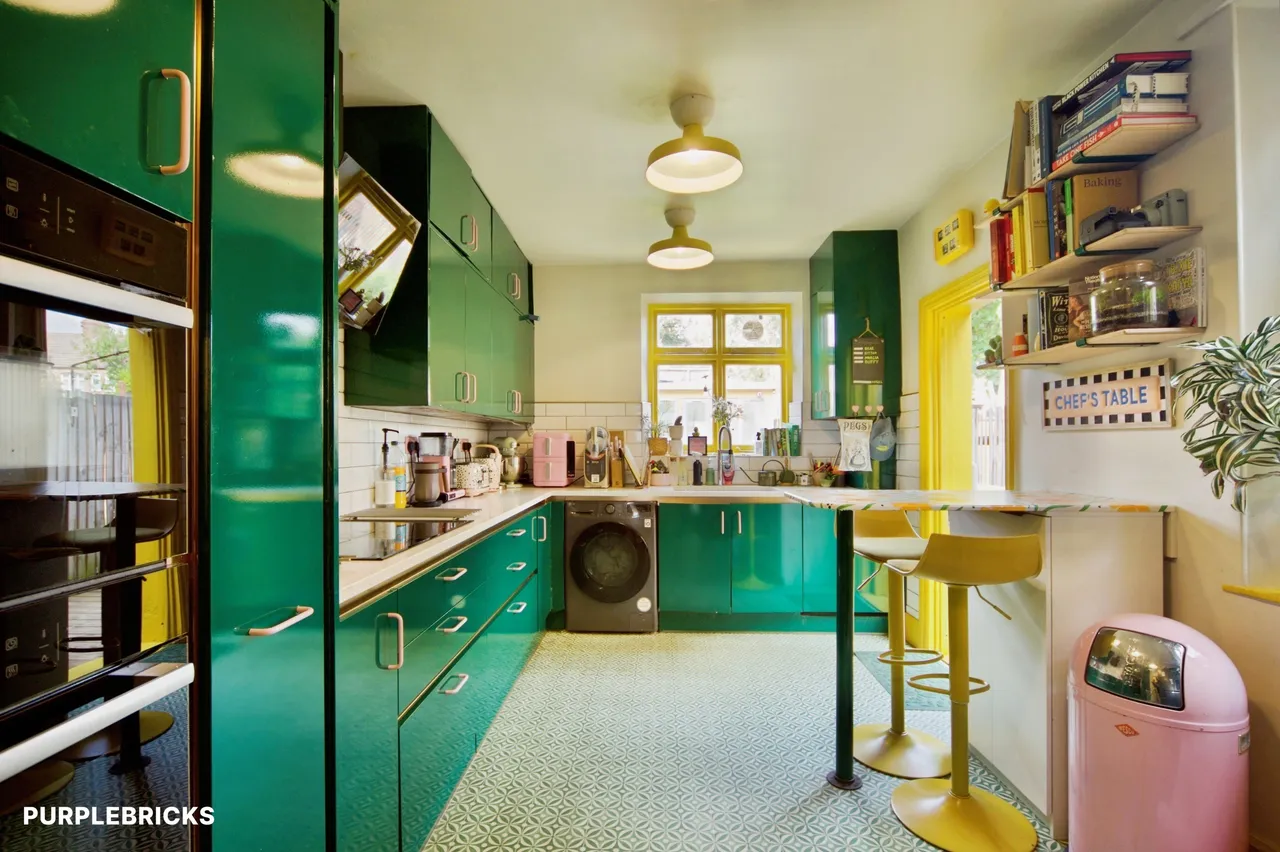 Asplins Road, London, N17, photo 5
