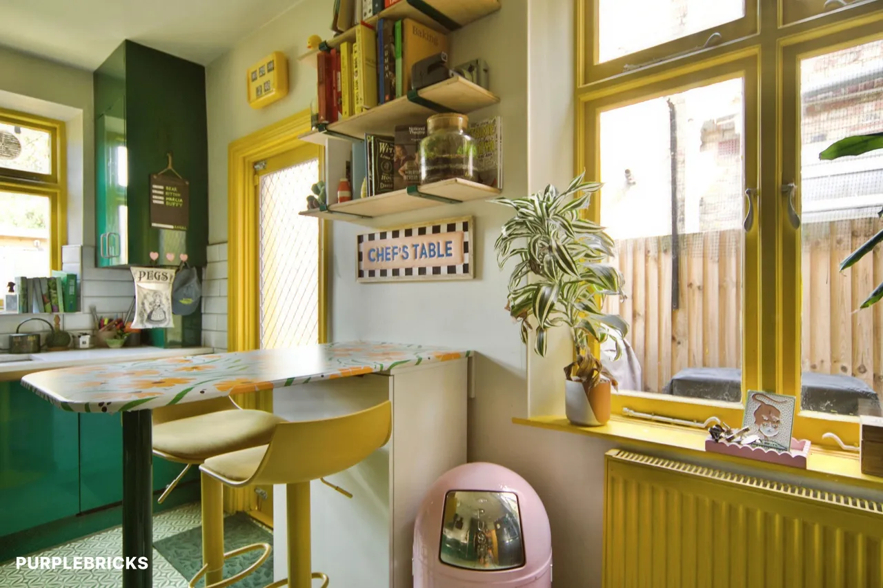 Asplins Road, London, N17, photo 24