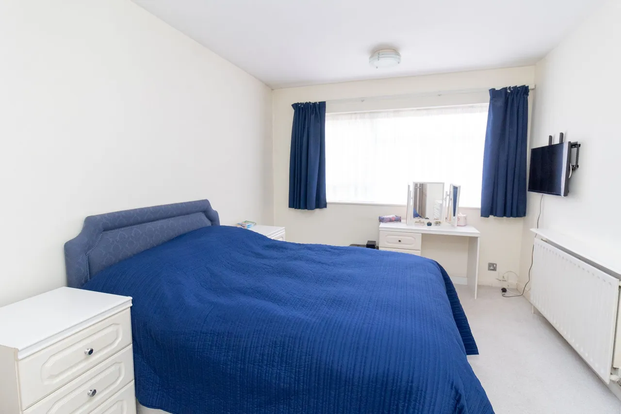 Hale Lane, Edgware, HA8, photo 6