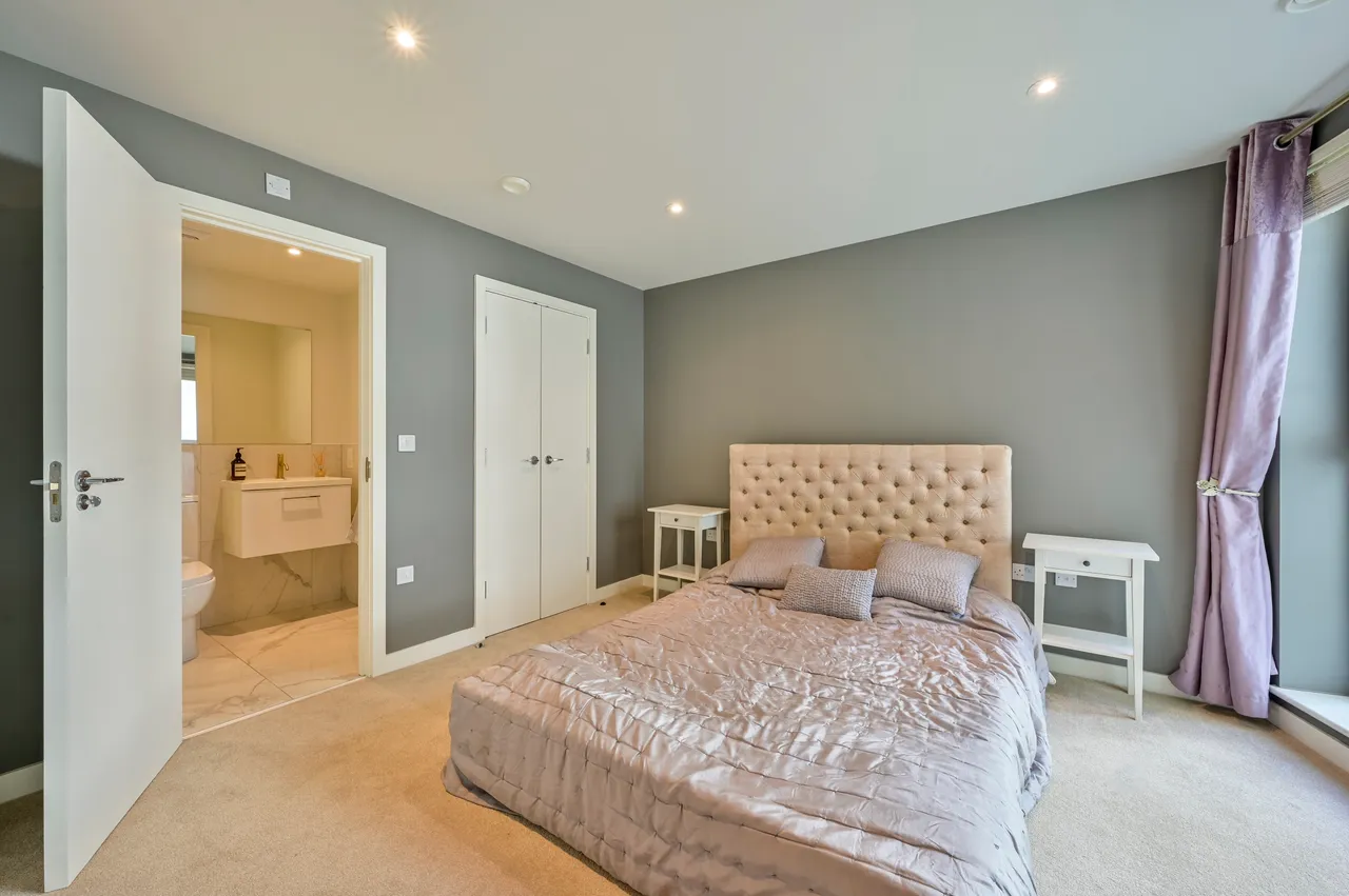 Apartment 1, 33 Osiers Road, London, photo 4