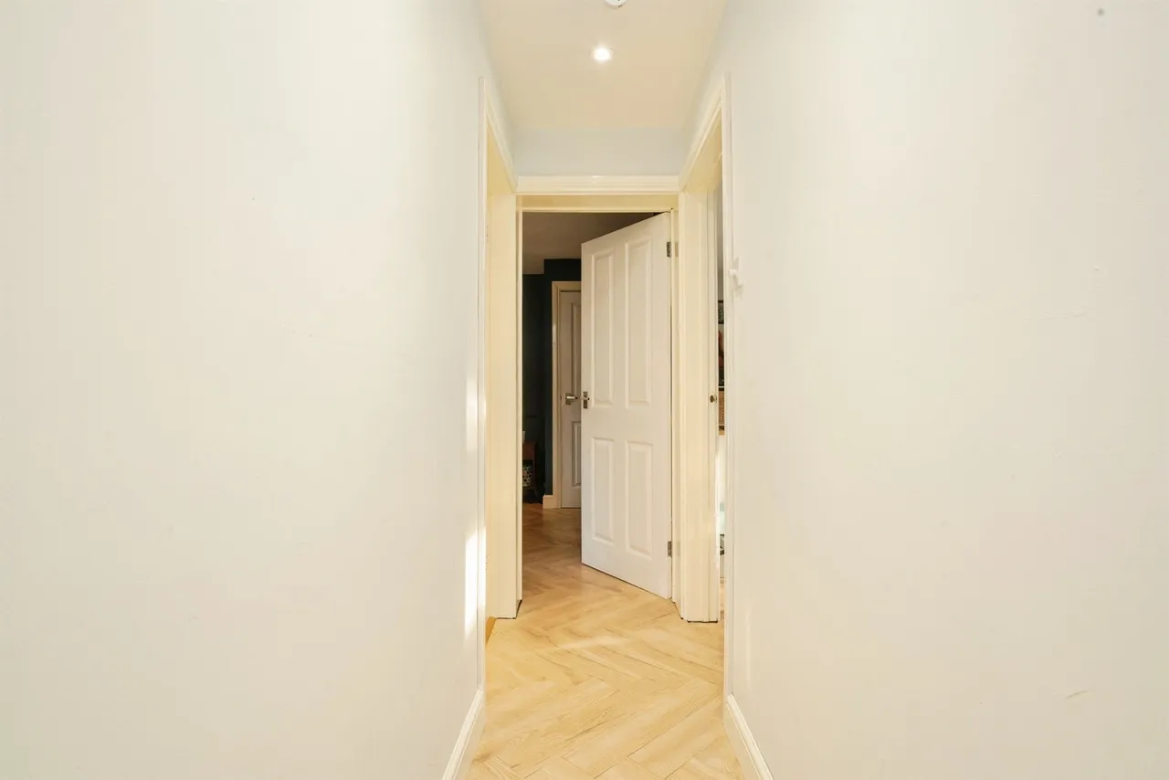 Manitoba Close, Lakeside, CF23, photo 9