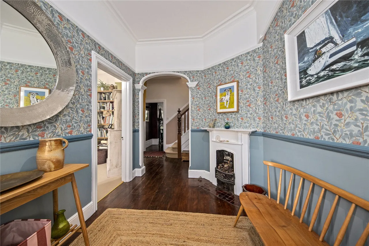 Burlington Avenue, Kew, TW9, photo 2