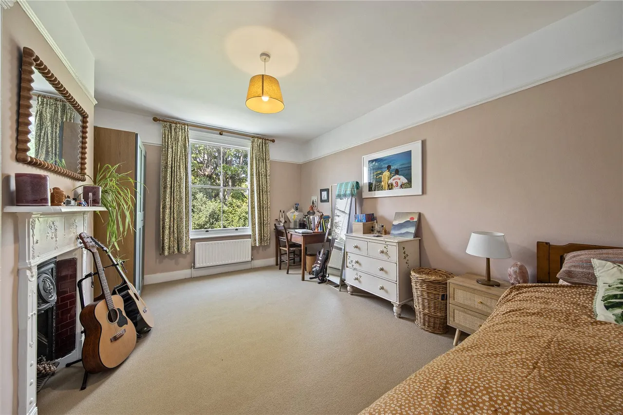 Burlington Avenue, Kew, TW9, photo 9