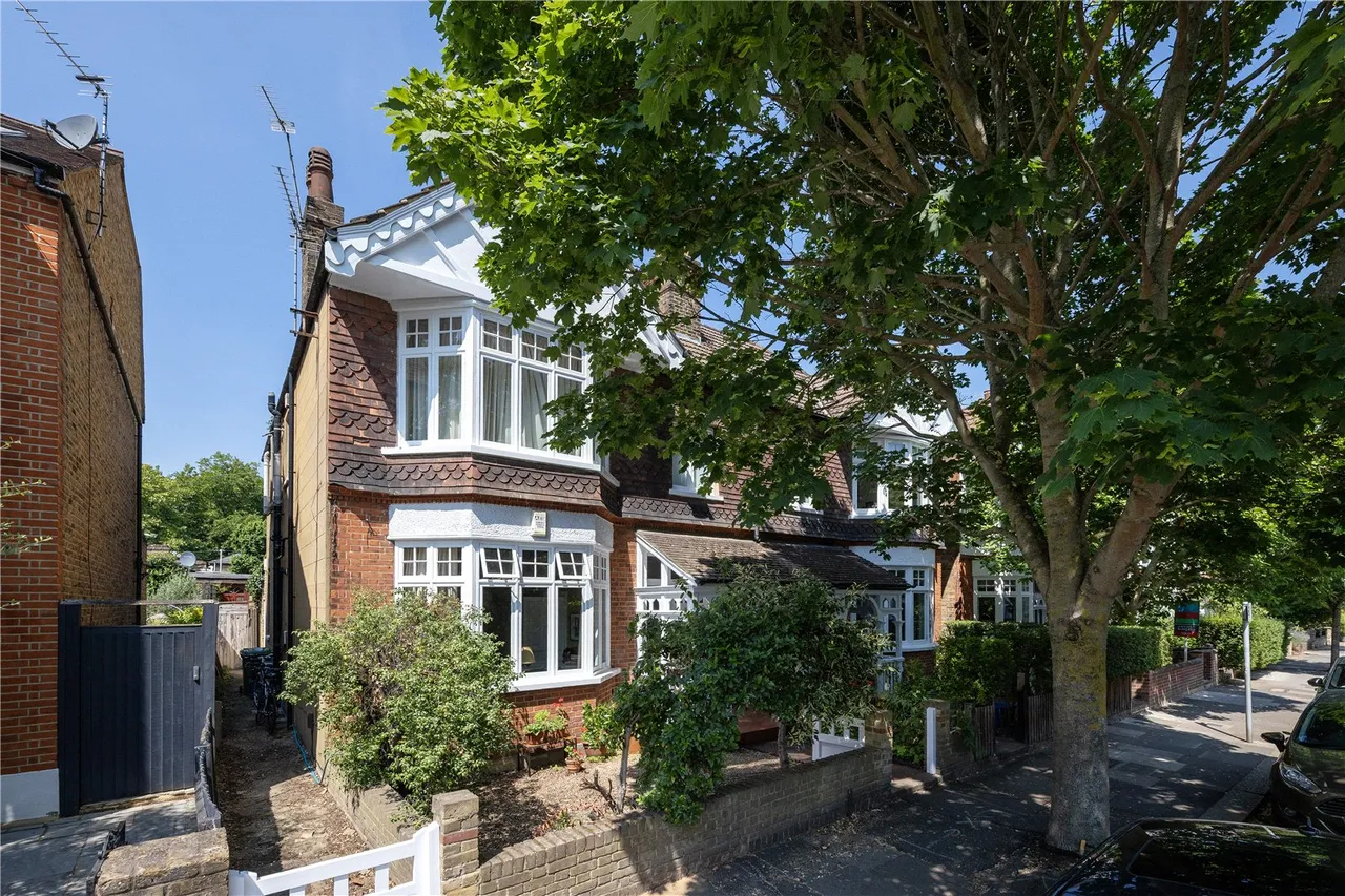 5 bed house for sale, Burlington Avenue, Kew, TW9