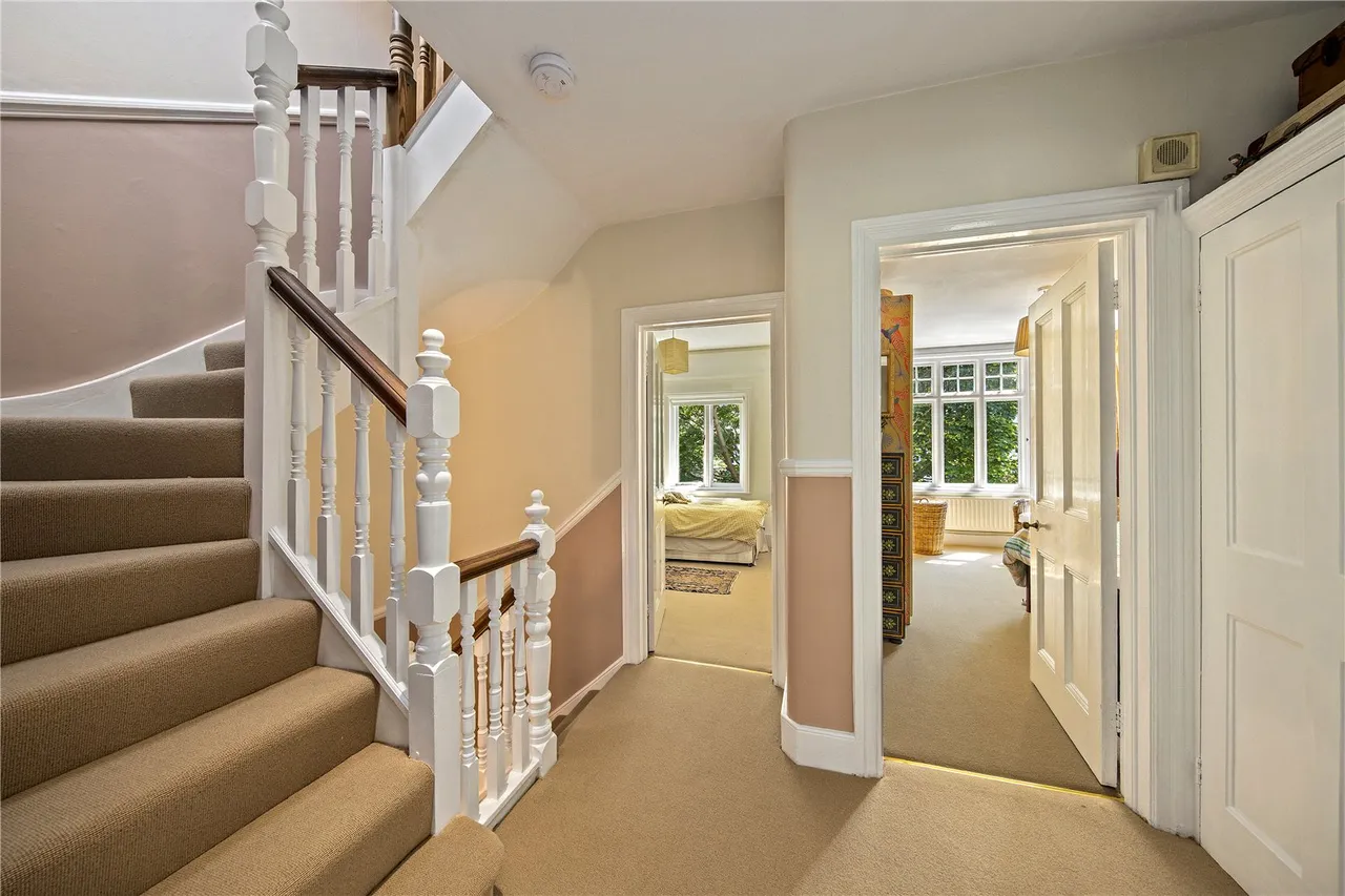 Burlington Avenue, Kew, TW9, photo 7